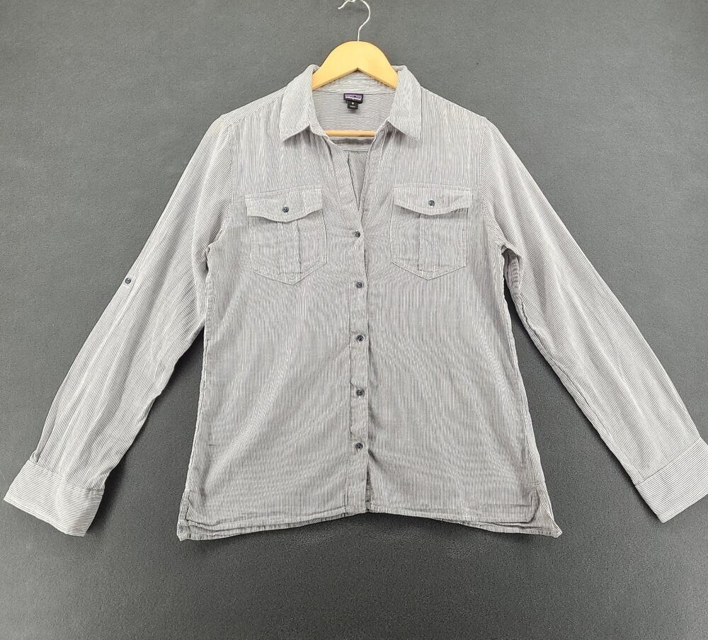 Patagonia Striped Button Up Shirt Blue White Long Sleeve Two Pocket Womens Size